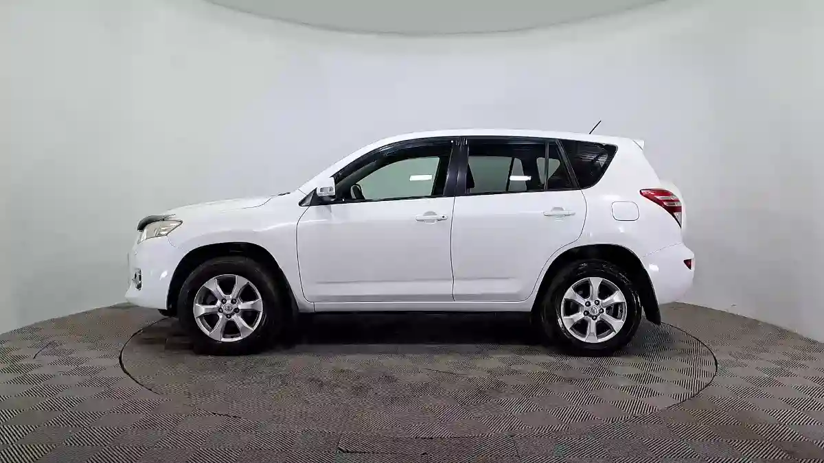 Toyota RAV4 2011 года за 7 190 000 тг. в Астана