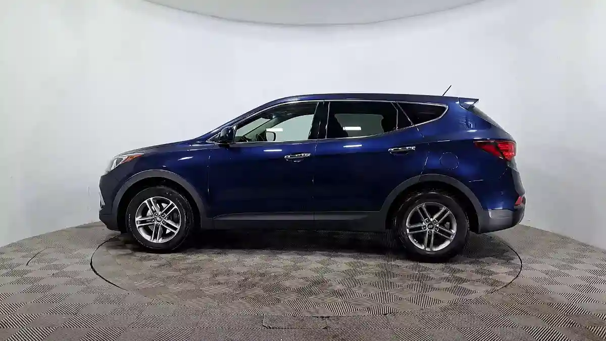 Hyundai Santa Fe 2017 года за 8 990 000 тг. в Астана