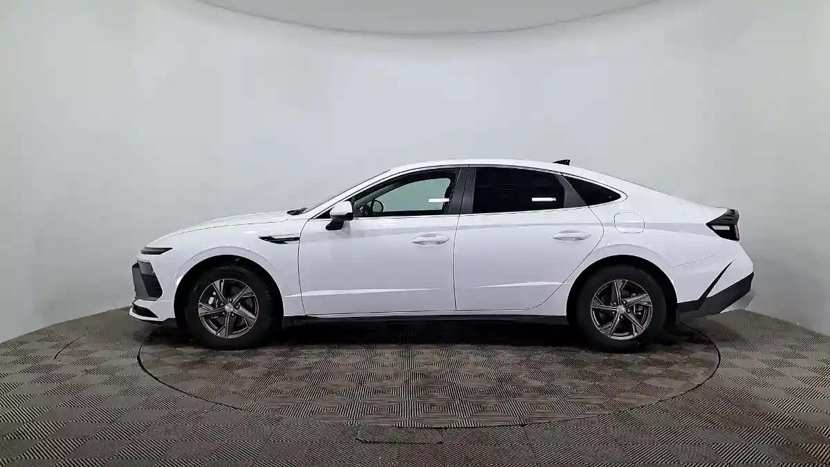 Hyundai Sonata 2024 года за 12 490 000 тг. в Астана
