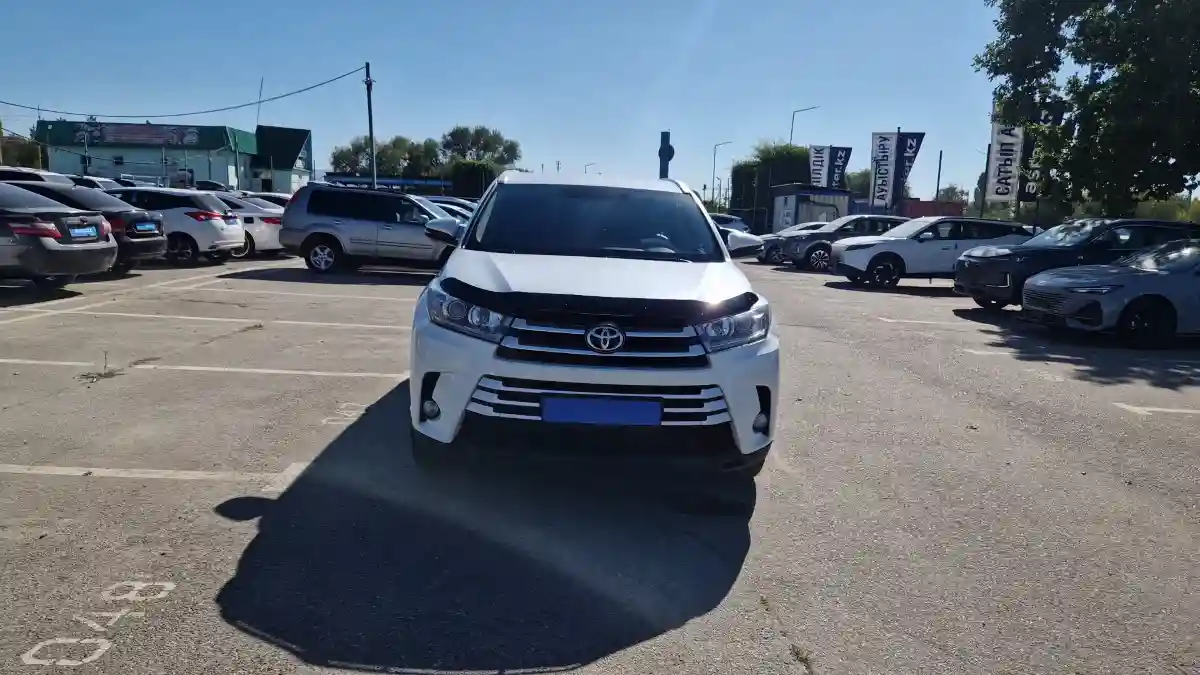 Toyota Highlander 2017 года за 13 800 000 тг. в Талдыкорган