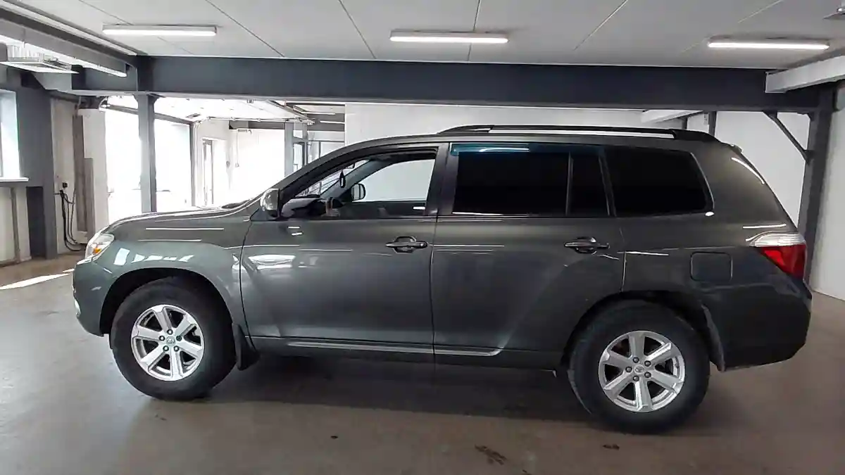 Toyota Highlander 2008 года за 10 190 000 тг. в Астана