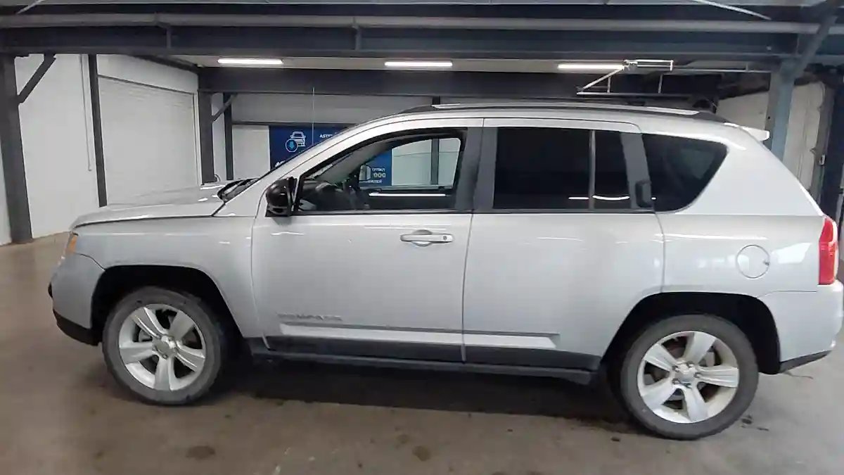 Jeep Compass 2011 года за 3 990 000 тг. в Астана