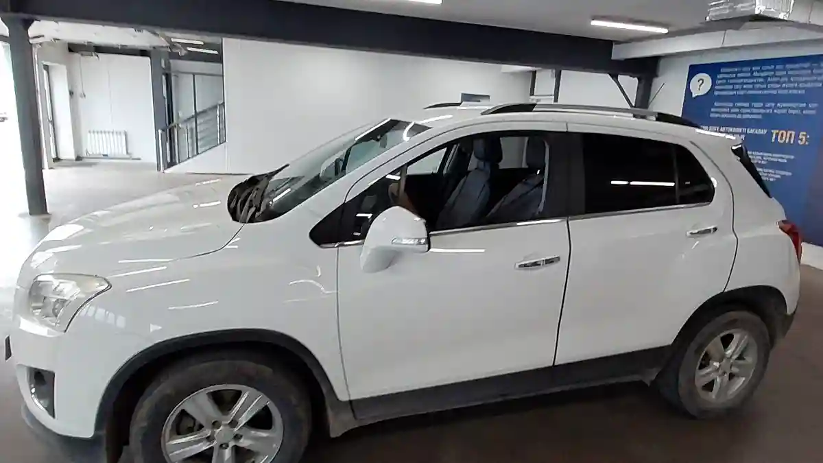 Chevrolet Tracker 2015 года за 4 500 000 тг. в Астана