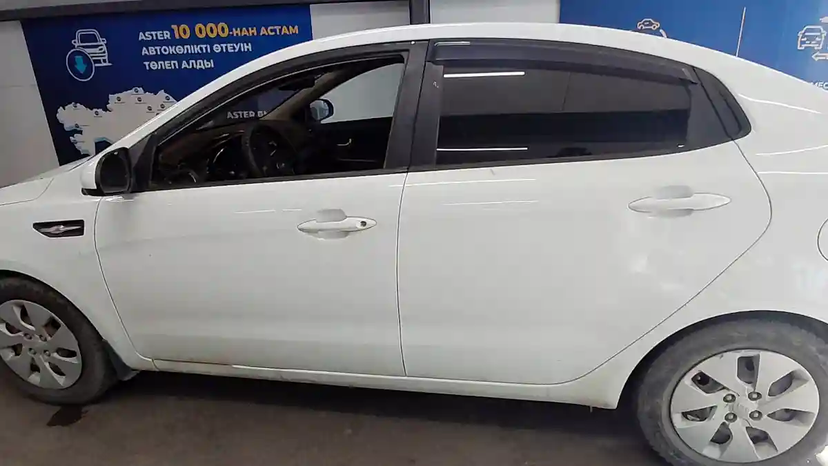 Kia Rio 2013 года за 3 500 000 тг. в Астана