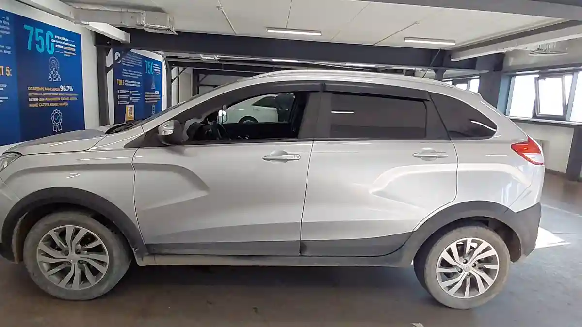LADA (ВАЗ) XRAY Cross 2021 года за 4 490 000 тг. в Астана