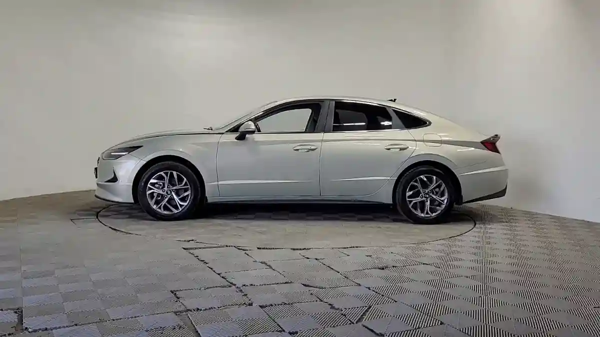 Hyundai Sonata 2023 года за 11 590 000 тг. в Алматы