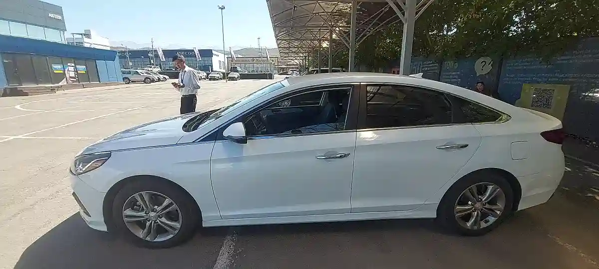 Hyundai Sonata 2019 года за 8 290 000 тг. в Алматы