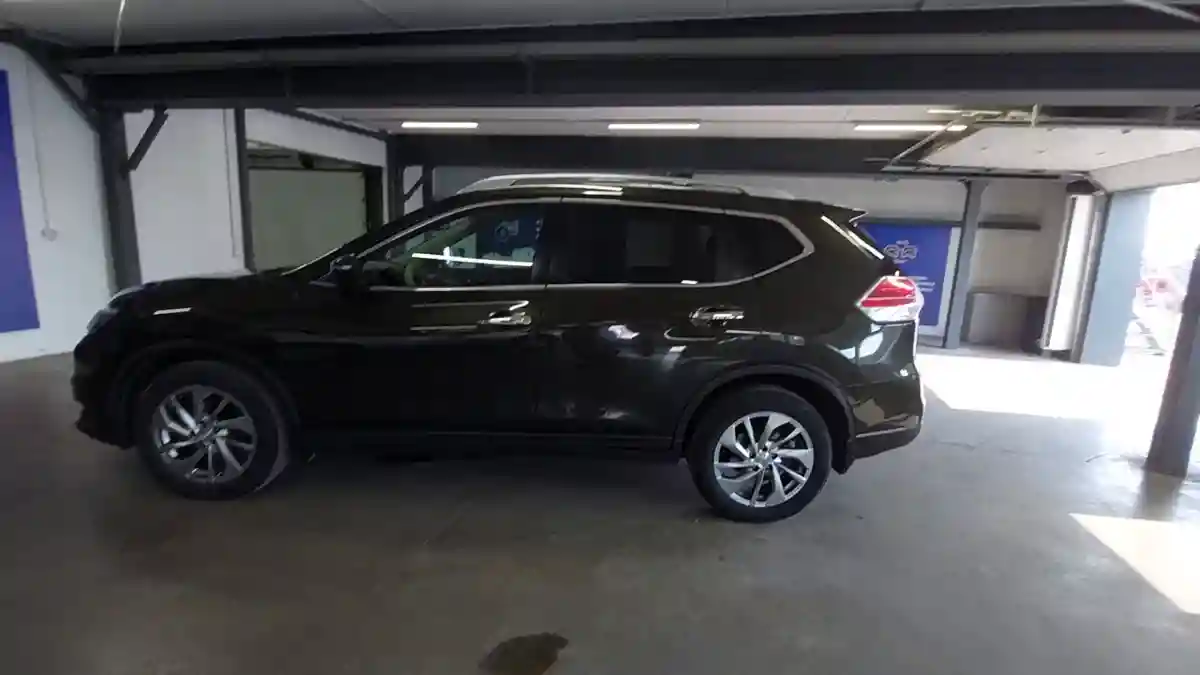 Nissan X-Trail 2017 года за 9 490 000 тг. в Астана