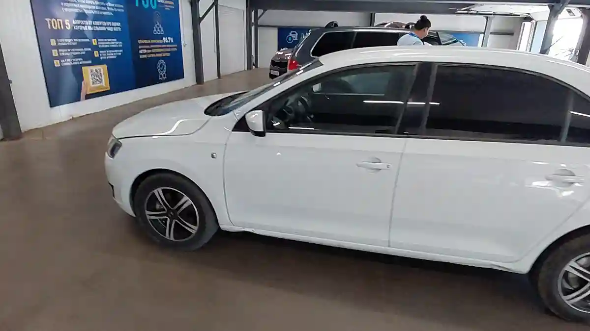 Skoda Rapid 2014 года за 3 590 000 тг. в Астана