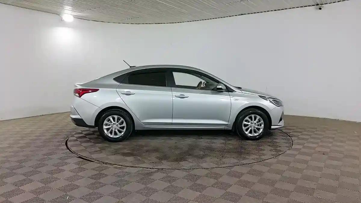 Hyundai Accent 2021 года за 7 490 000 тг. в Шымкент