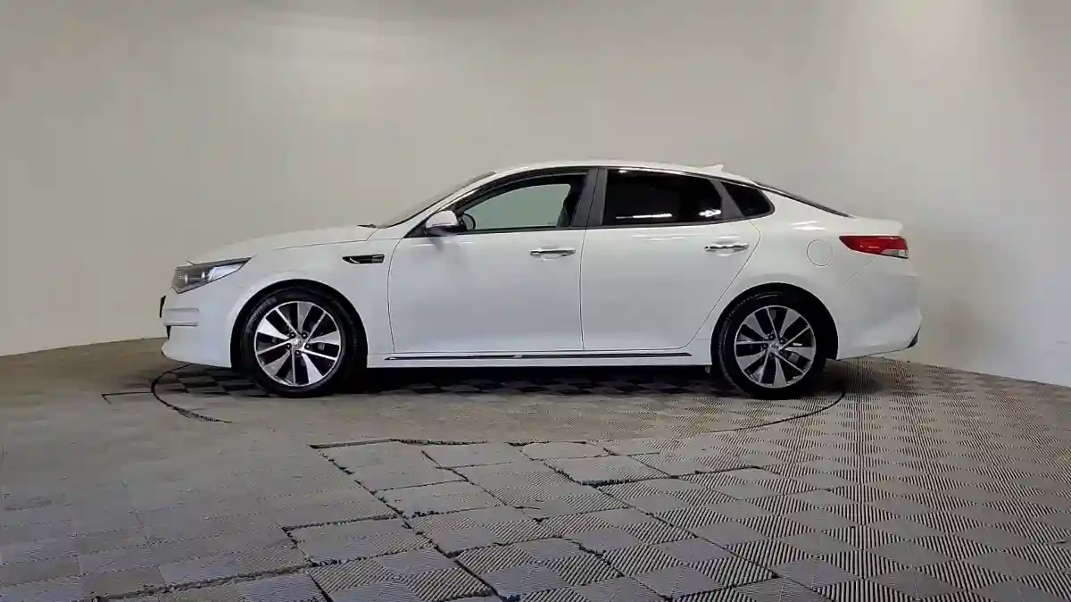 Kia K5 2015 года за 8 250 000 тг. в Алматы