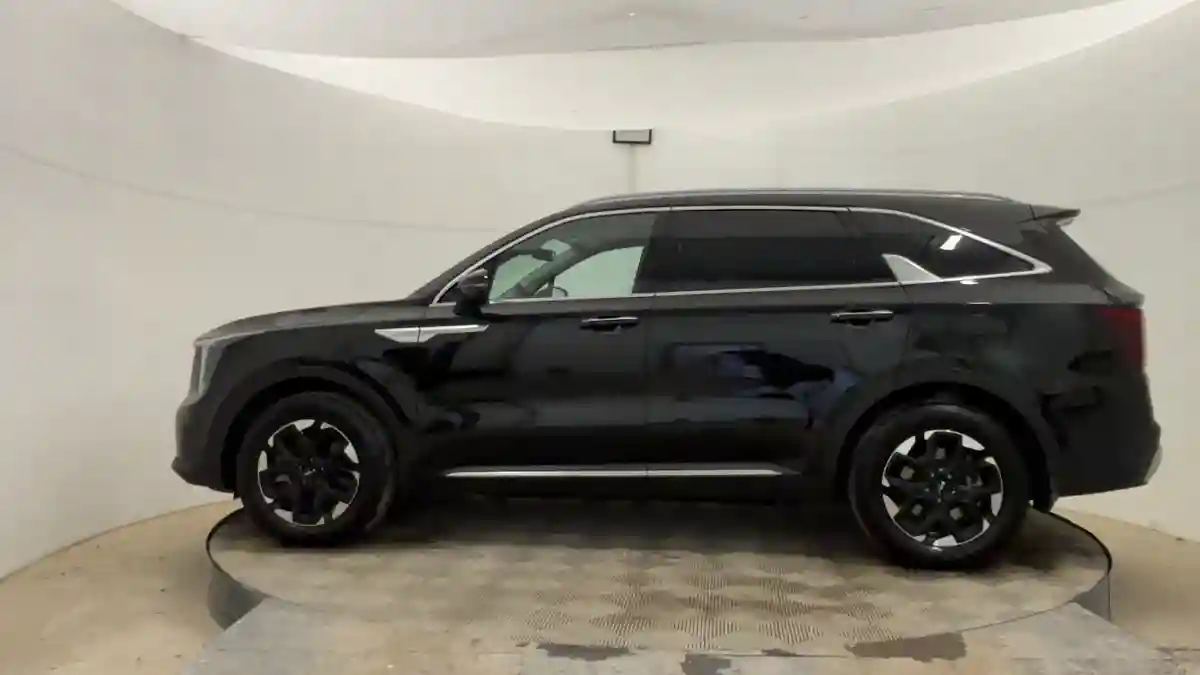 Kia Sorento 2025 года за 17 300 000 тг. в Актобе