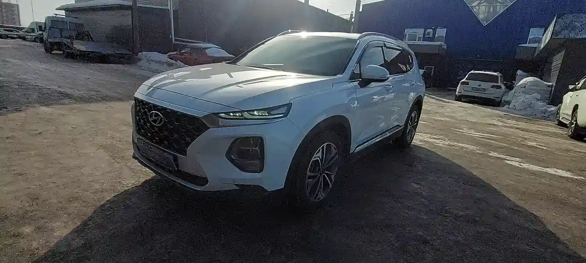 Hyundai Santa Fe 2020 года за 13 590 000 тг. в Астана