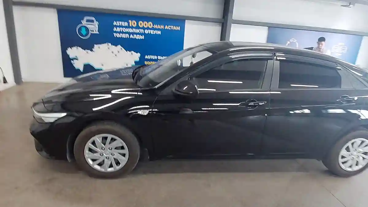 Hyundai Elantra 2024 года за 9 390 000 тг. в Астана