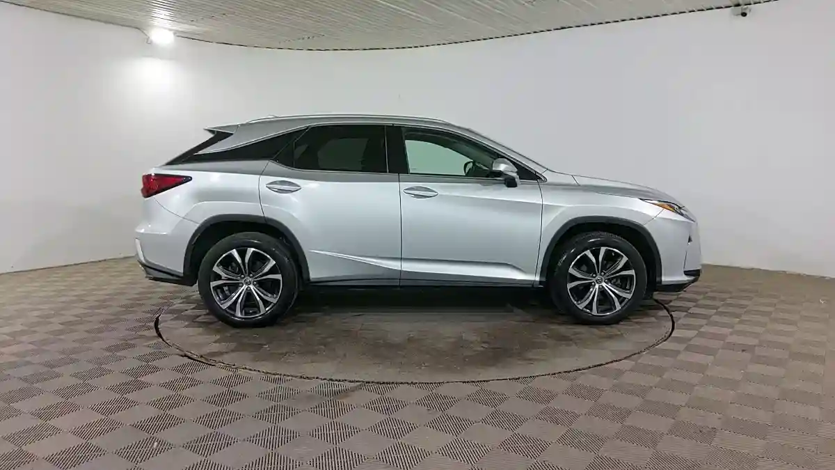 Lexus RX 2018 года за 18 990 000 тг. в Шымкент