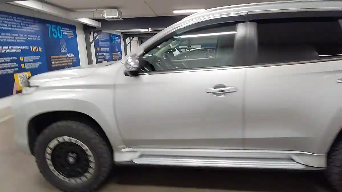 Mitsubishi Montero Sport 2021 года за 15 700 000 тг. в Астана