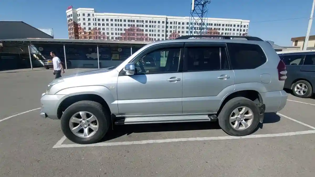 Toyota Land Cruiser Prado 2007 года за 9 890 000 тг. в Шымкент