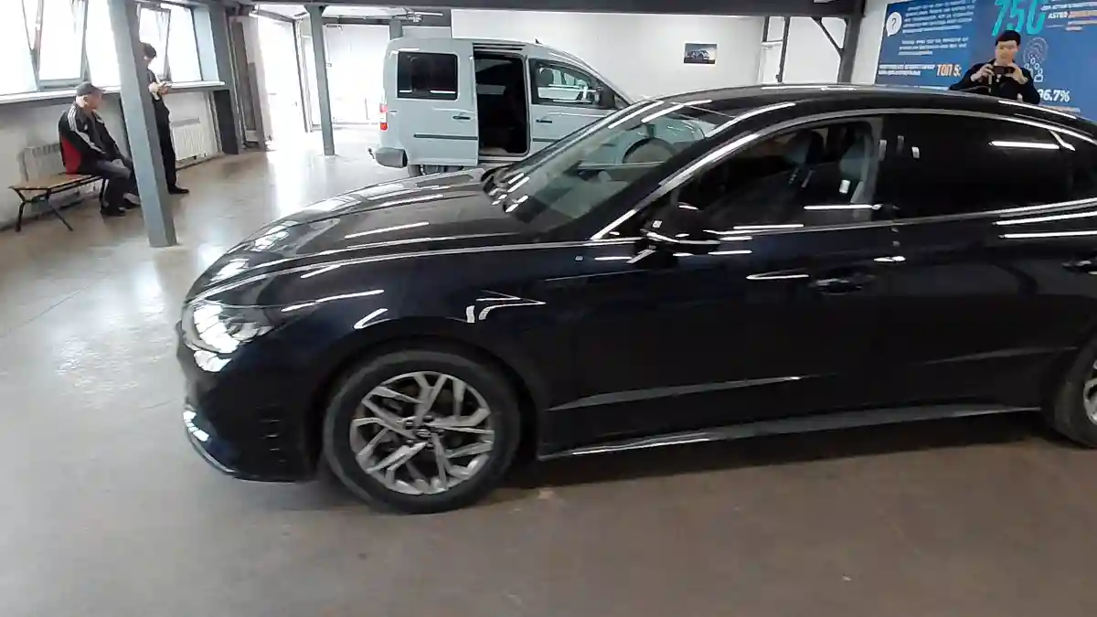 Hyundai Sonata 2021 года за 10 590 000 тг. в Астана