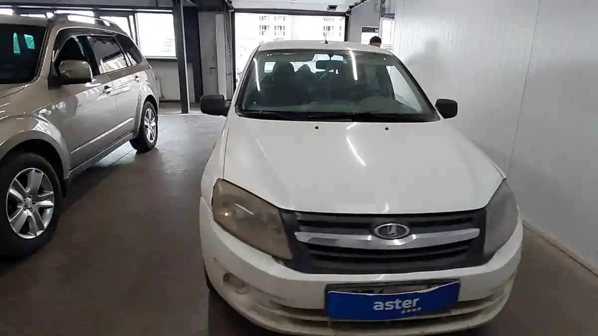 LADA (ВАЗ) Granta 2013 года за 1 190 000 тг. в Астана