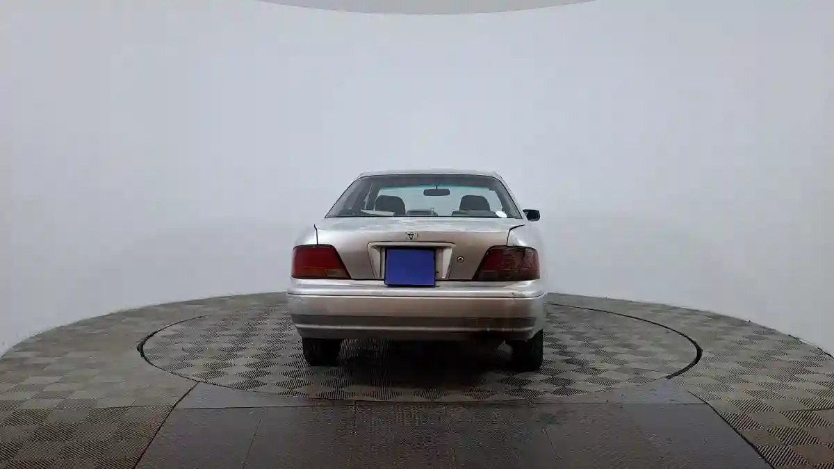 Toyota Vista 1996 года за 1 190 000 тг. в Астана