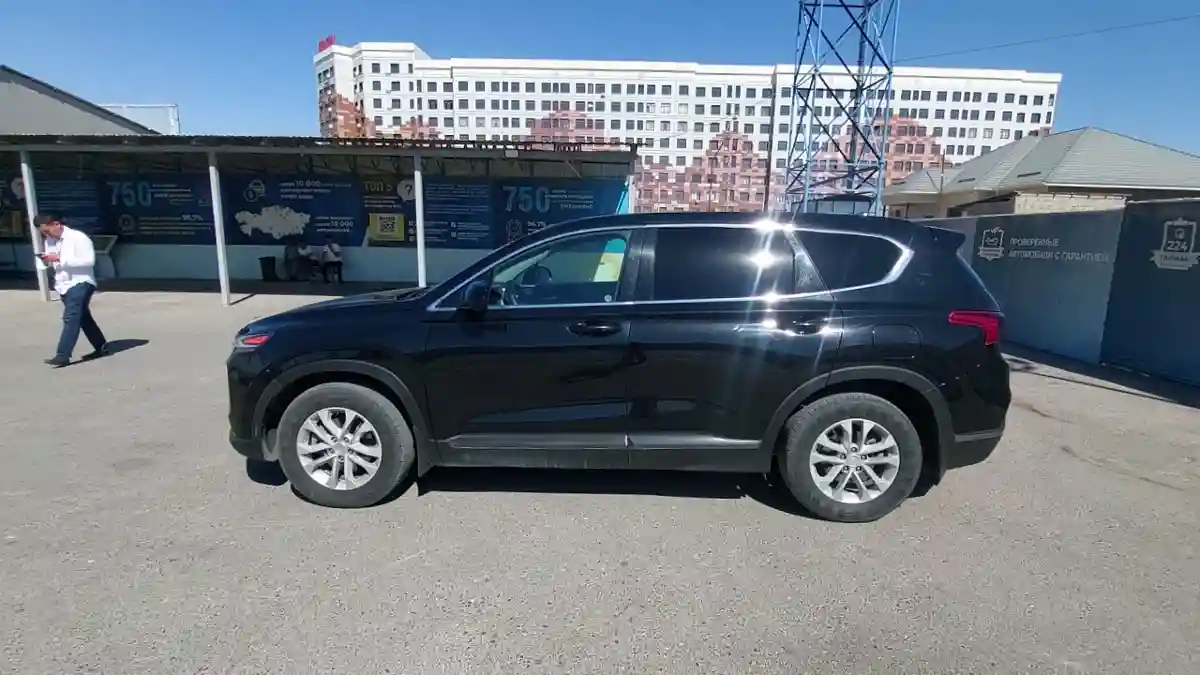 Hyundai Santa Fe 2019 года за 10 990 000 тг. в Шымкент