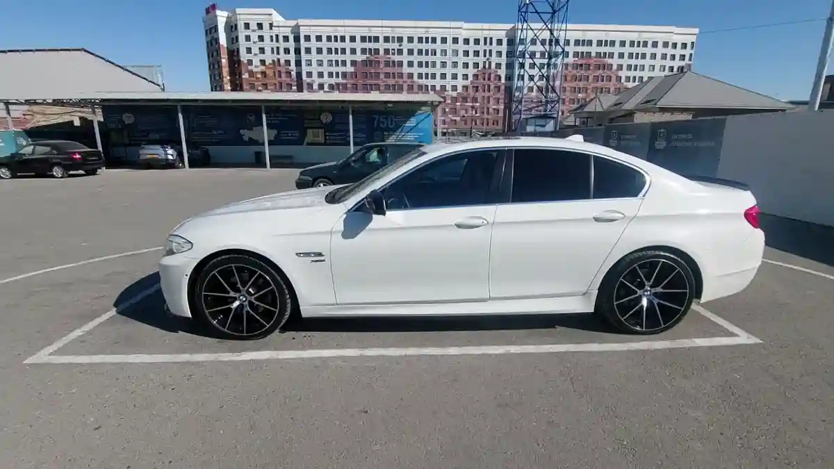 BMW 5 серии 2012 года за 9 590 000 тг. в Шымкент
