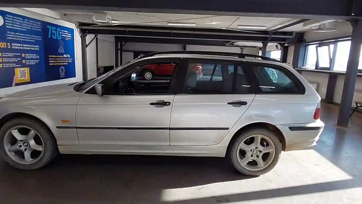 BMW 3 серии 2001 года за 2 890 000 тг. в Астана