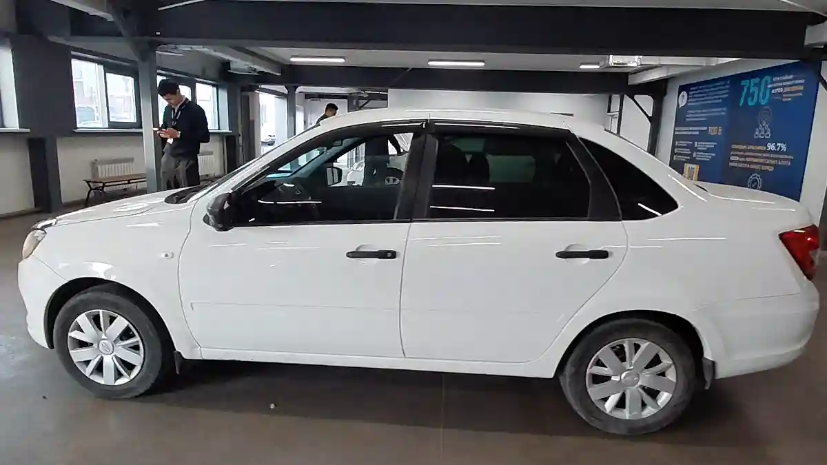 LADA (ВАЗ) Granta 2020 года за 3 200 000 тг. в Астана
