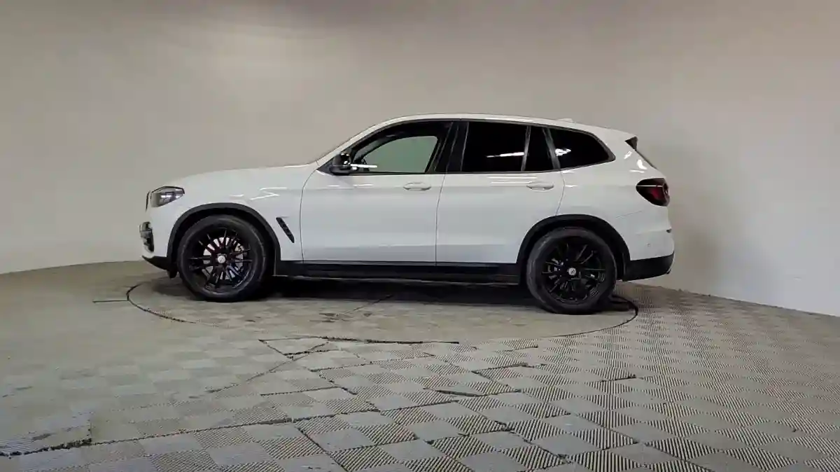 BMW X3 2018 года за 15 990 000 тг. в Алматы