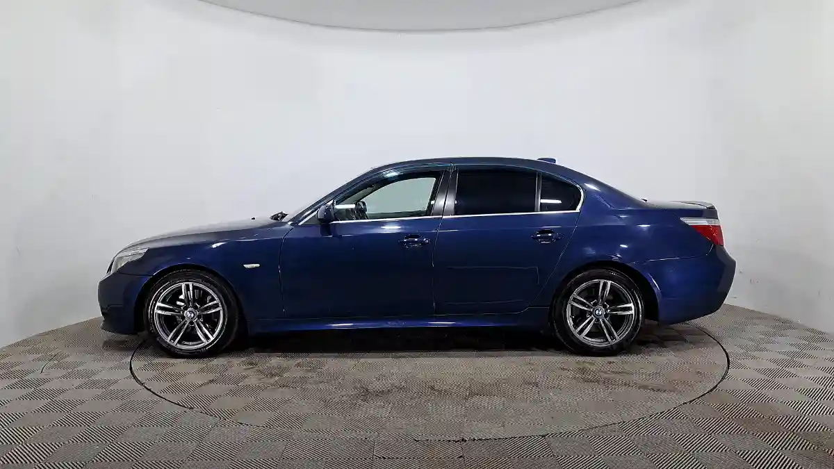 BMW 5 серии 2004 года за 4 790 000 тг. в Астана