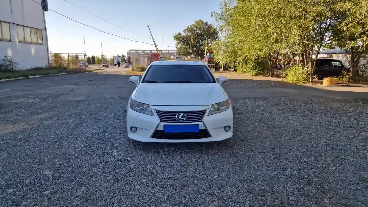 Lexus ES 2014 года за 9 190 000 тг. в Талдыкорган