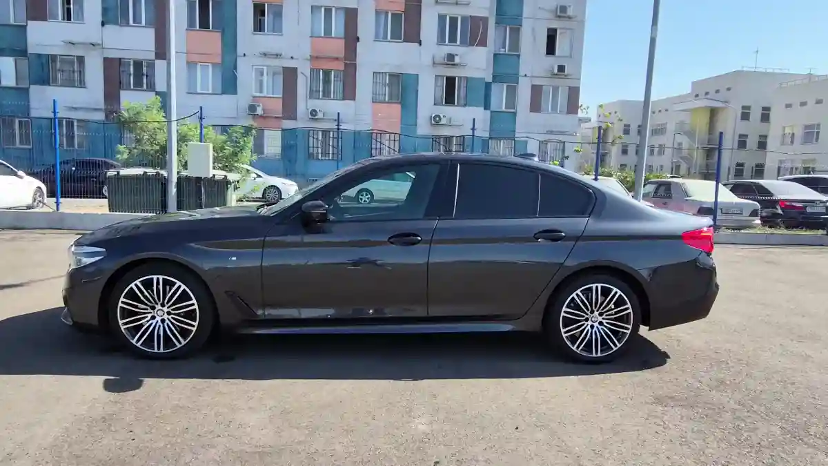BMW 5 серии 2017 года за 16 500 000 тг. в Алматы
