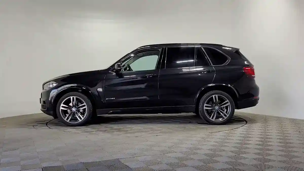 BMW X5 2014 года за 14 200 000 тг. в Астана