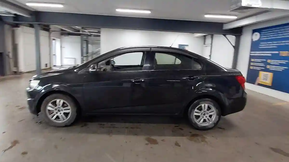 Chevrolet Aveo 2015 года за 2 790 000 тг. в Астана