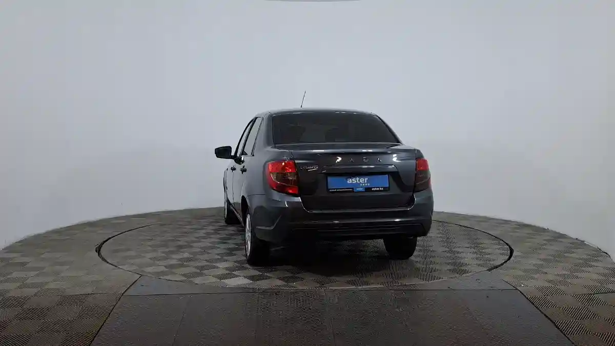 LADA (ВАЗ) Granta 2021 года за 3 600 000 тг. в Астана