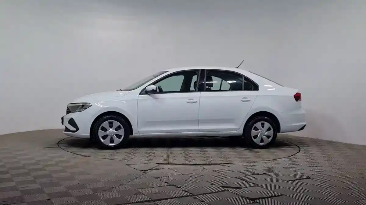 Volkswagen Polo 2021 года за 6 990 000 тг. в Алматы