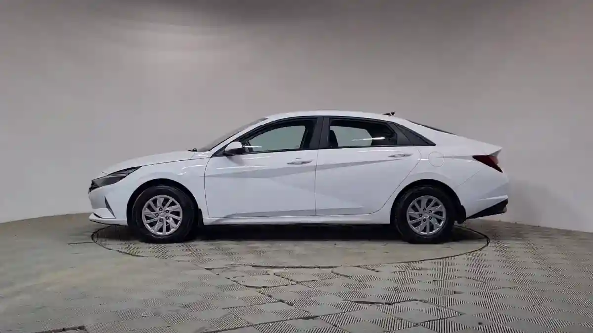 Hyundai Elantra 2023 года за 7 530 000 тг. в Алматы