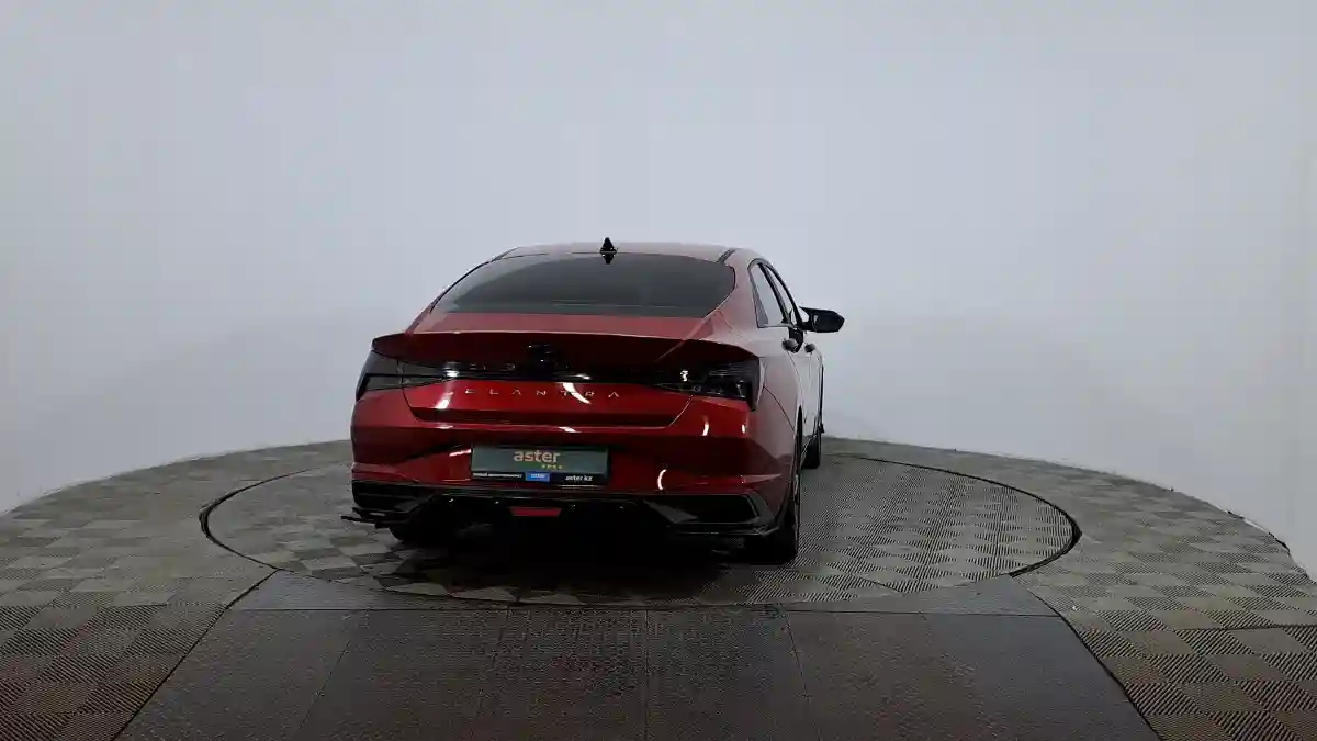 Hyundai Elantra 2023 года за 8 290 000 тг. в Астана
