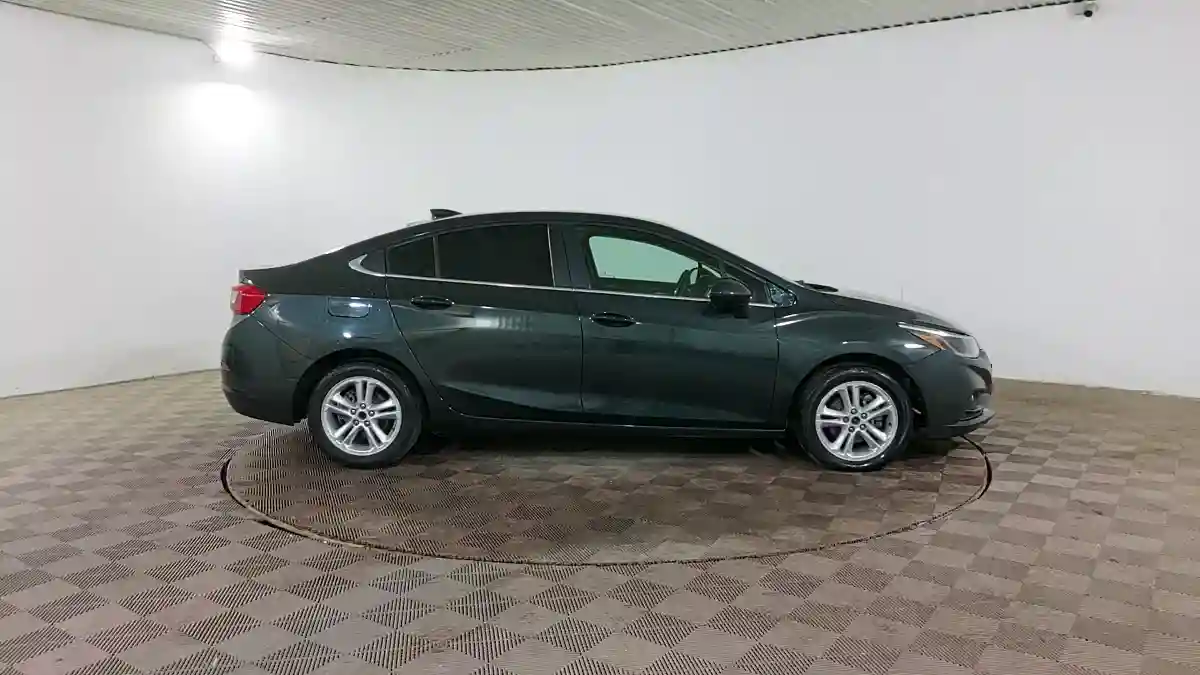 Chevrolet Cruze 2018 года за 3 990 000 тг. в Шымкент