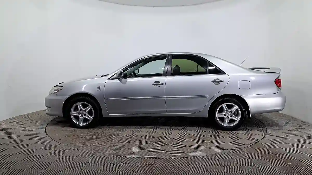 Toyota Camry 2005 года за 3 500 000 тг. в Астана