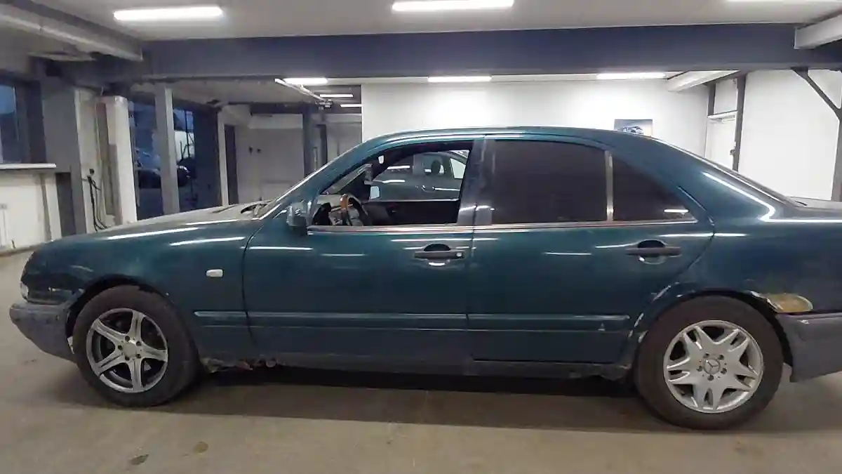 Mercedes-Benz E-Класс 1997 года за 1 190 000 тг. в Астана