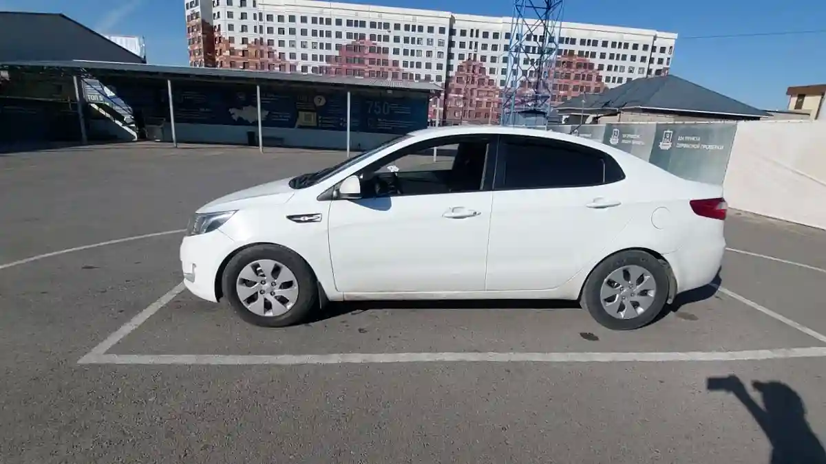 Kia Rio 2015 года за 5 490 000 тг. в Шымкент