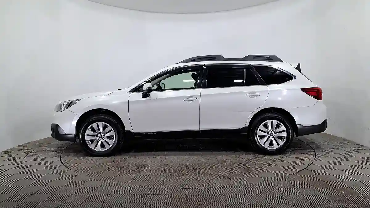 Subaru Outback 2017 года за 8 290 000 тг. в Астана
