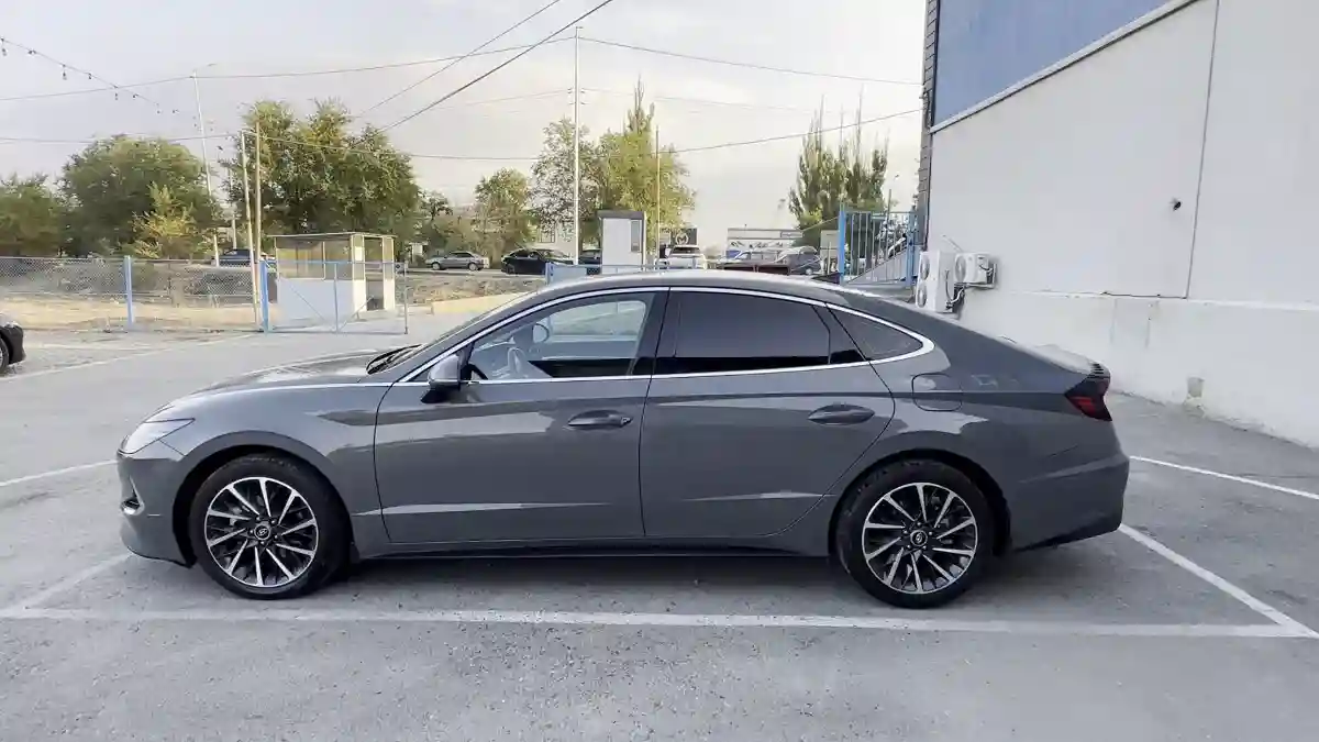 Hyundai Sonata 2022 года за 11 250 000 тг. в Тараз