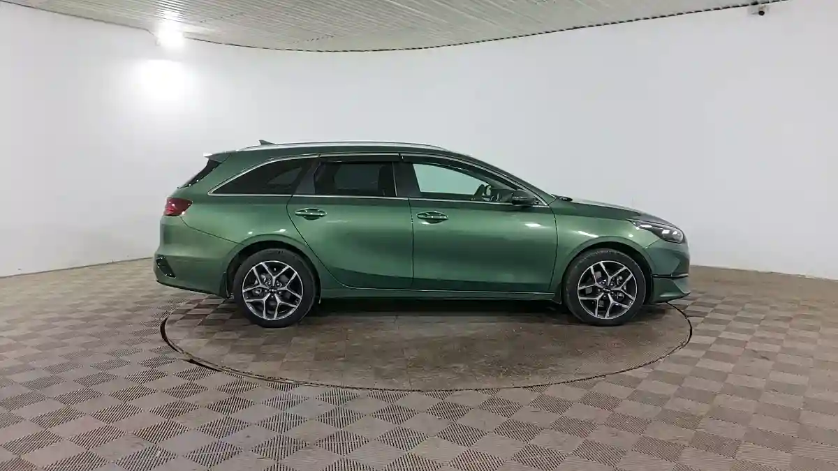 Kia Ceed SW 2024 года за 11 000 000 тг. в Шымкент