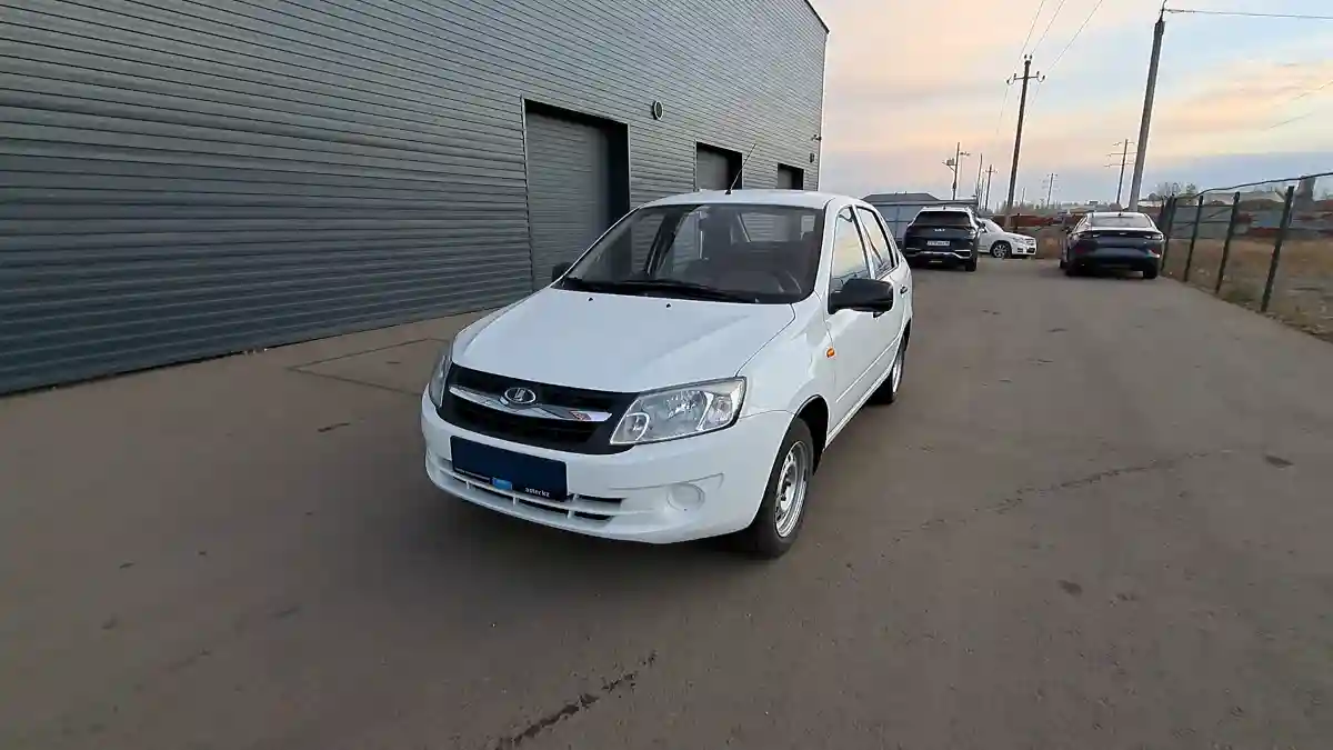 LADA (ВАЗ) Granta 2013 года за 2 500 000 тг. в Астана