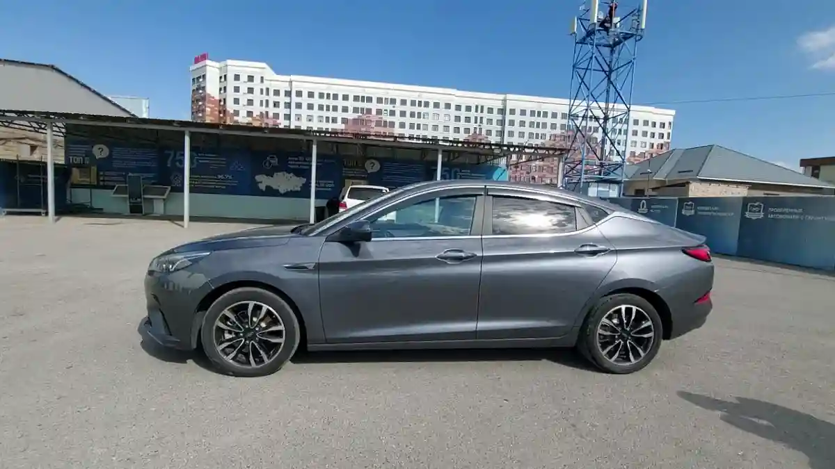 JAC J7 2023 года за 6 190 000 тг. в Шымкент