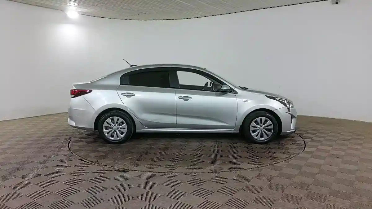 Kia Rio 2021 года за 7 190 000 тг. в Шымкент
