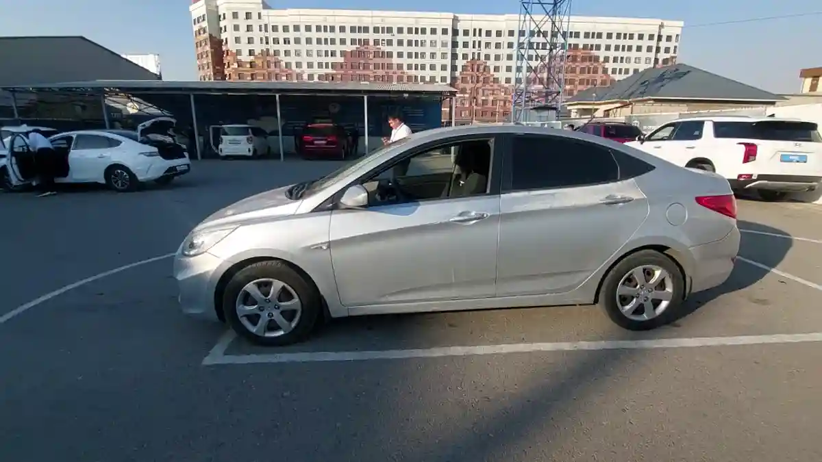 Hyundai Accent 2013 года за 3 500 000 тг. в Шымкент