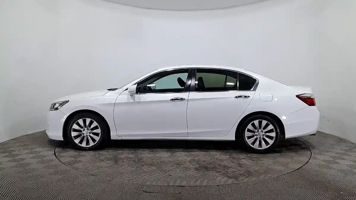 Honda Accord 2013 года за 6 700 000 тг. в Астана